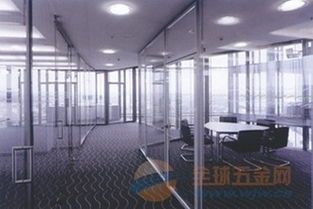 厦门特色产业融合发展 从玻璃加工到软件开发